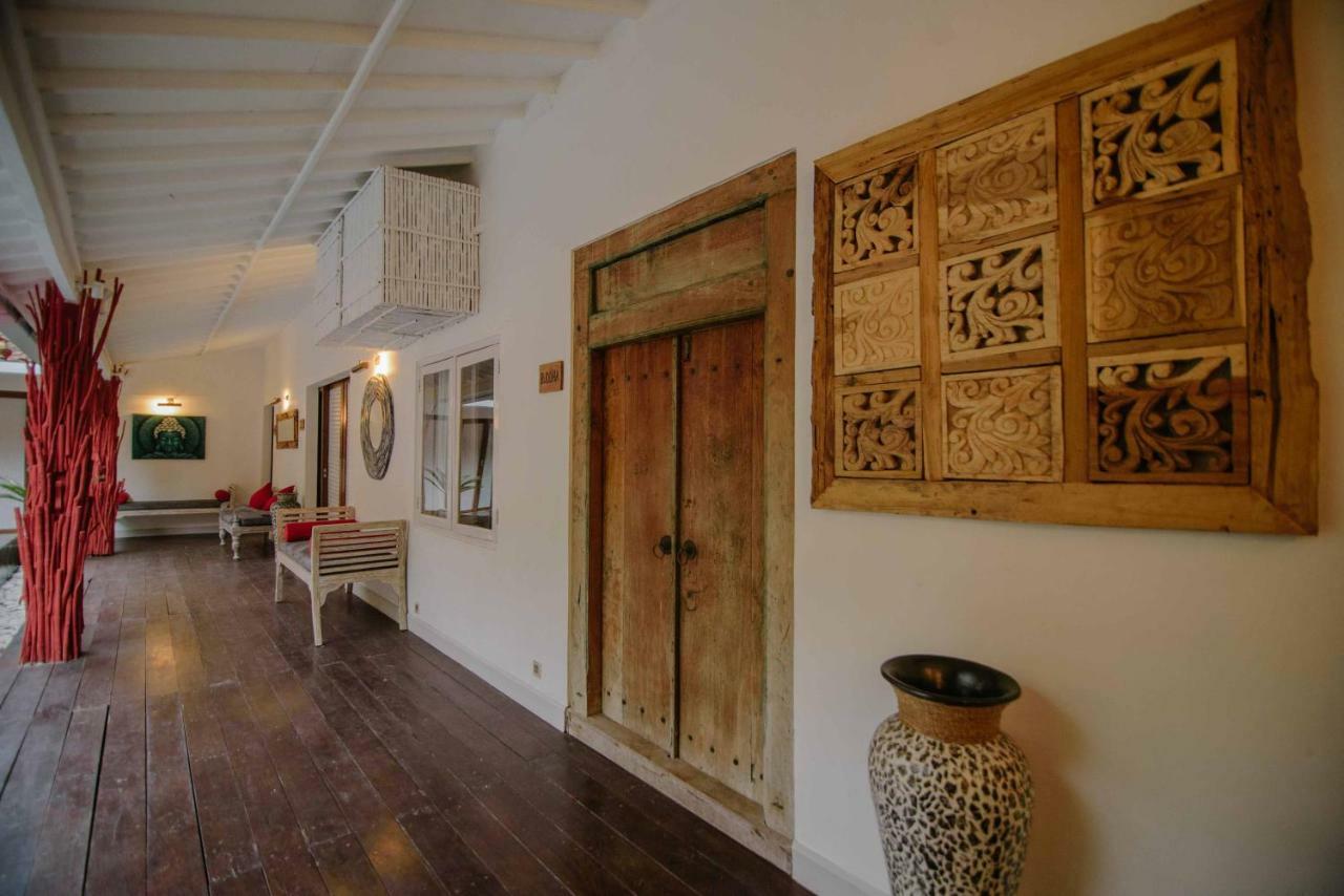 The Secret Jungle Villas Seminyak エクステリア 写真