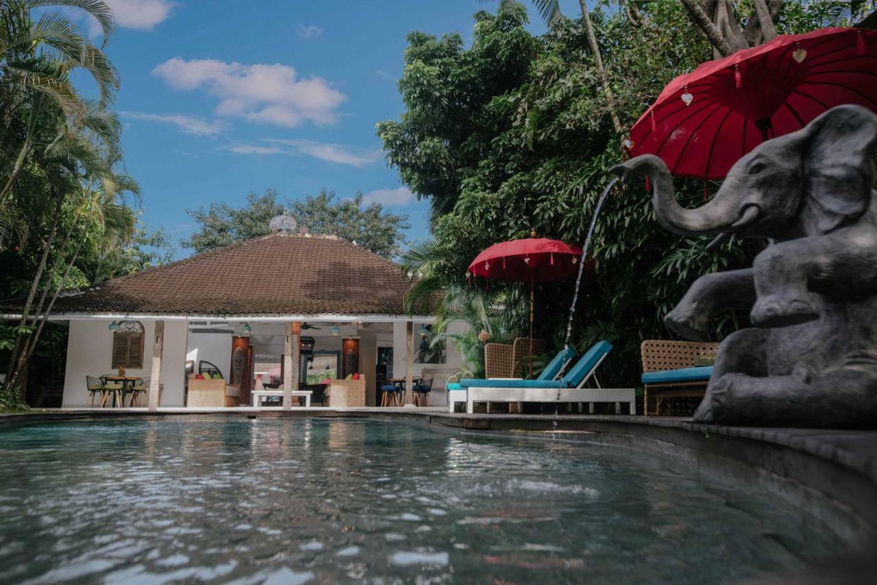 The Secret Jungle Villas Seminyak エクステリア 写真